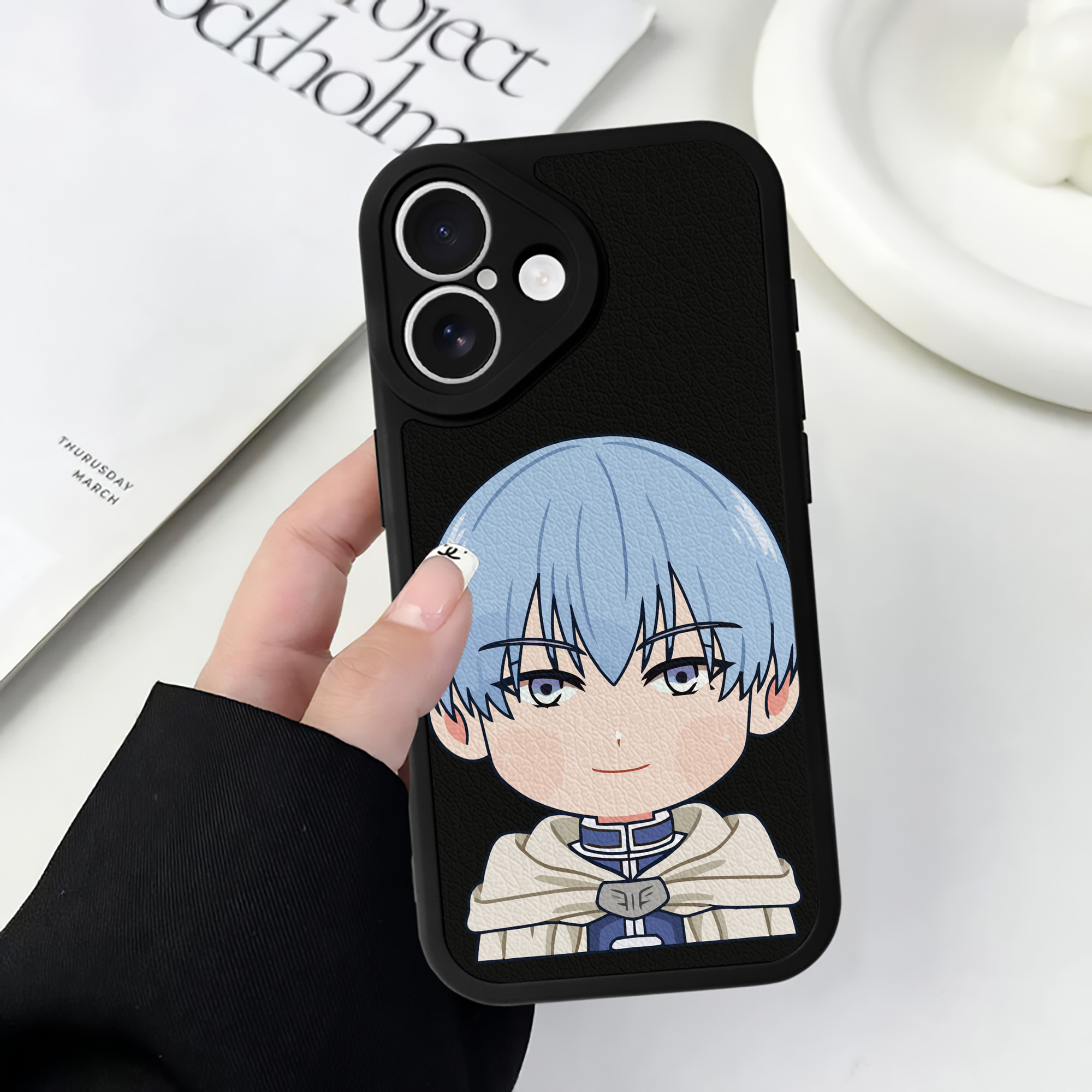 （画像用） 葬送のフリーレン Frieren 【iPhone 16シリーズ対応】シリコンスマホケース（レザー調） 材質：シリコン